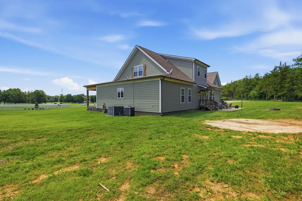 7785 Highway 99 Rockvale TN 37153