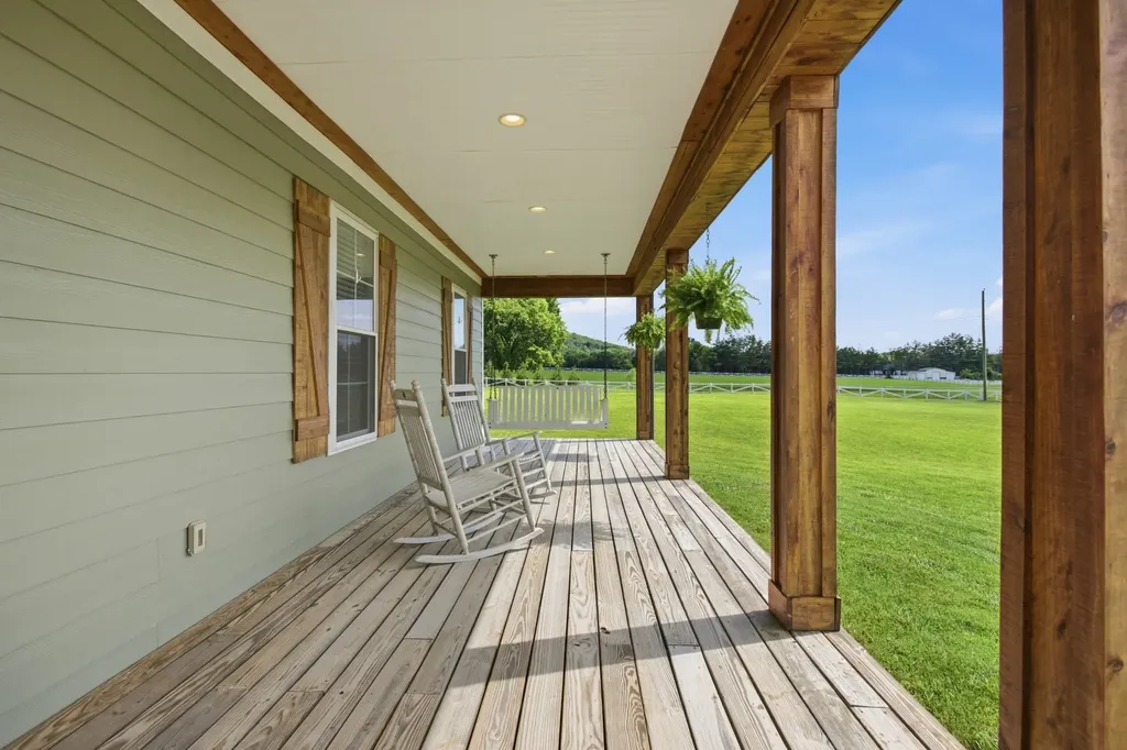 7785 Highway 99 Rockvale TN 37153