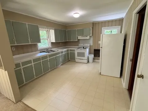 9296 Old Locust Creek Road Bon Aqua TN 37025