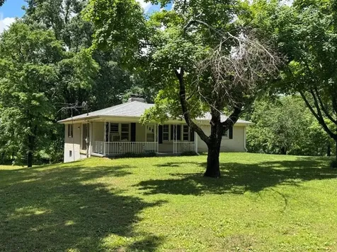 9296 Old Locust Creek Road Bon Aqua TN 37025