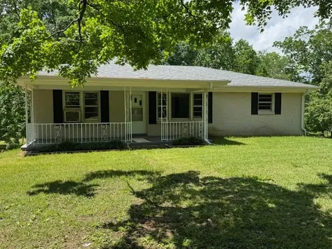 9296 Old Locust Creek Road Bon Aqua TN 37025