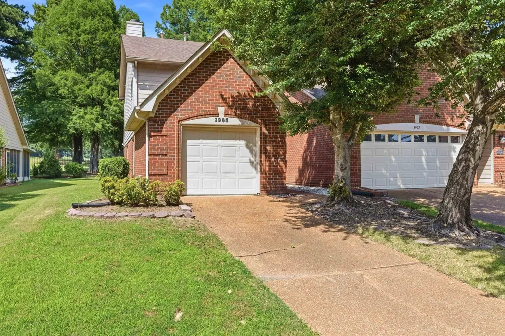 3968 Sawgrass Drive Memphis TN 38125