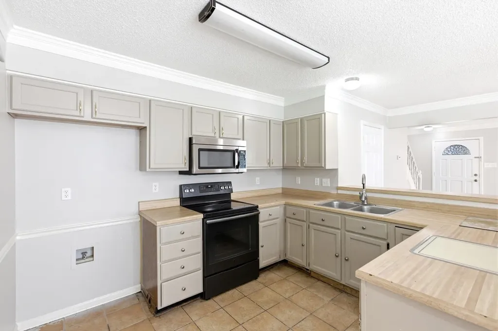 3968 Sawgrass Drive Memphis TN 38125