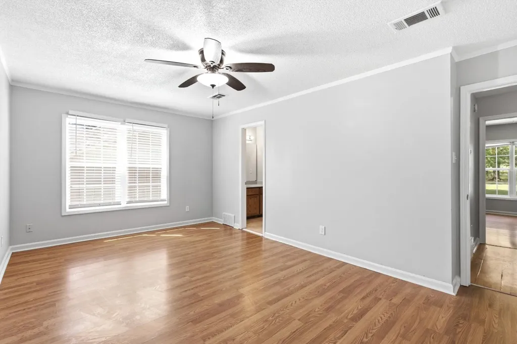 3968 Sawgrass Drive Memphis TN 38125