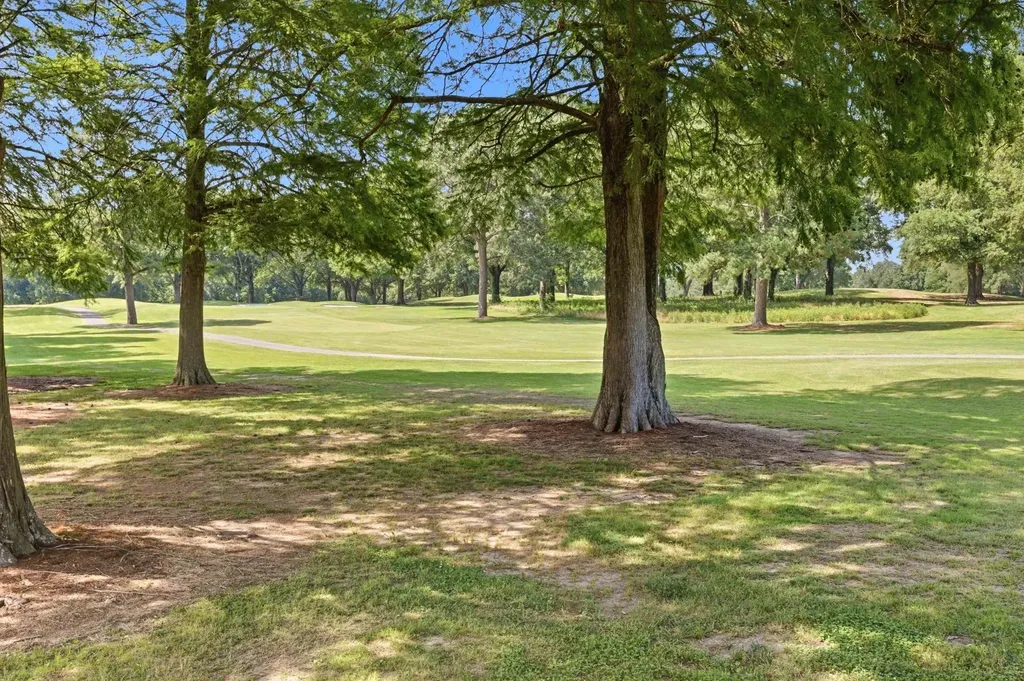 3968 Sawgrass Drive Memphis TN 38125