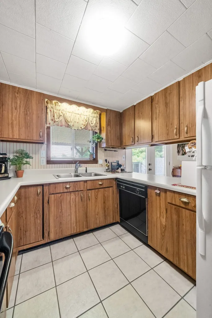 1060 Cypress Road Buchanan TN 38222