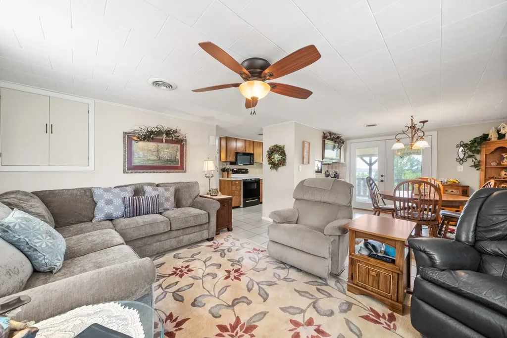 1060 Cypress Road Buchanan TN 38222