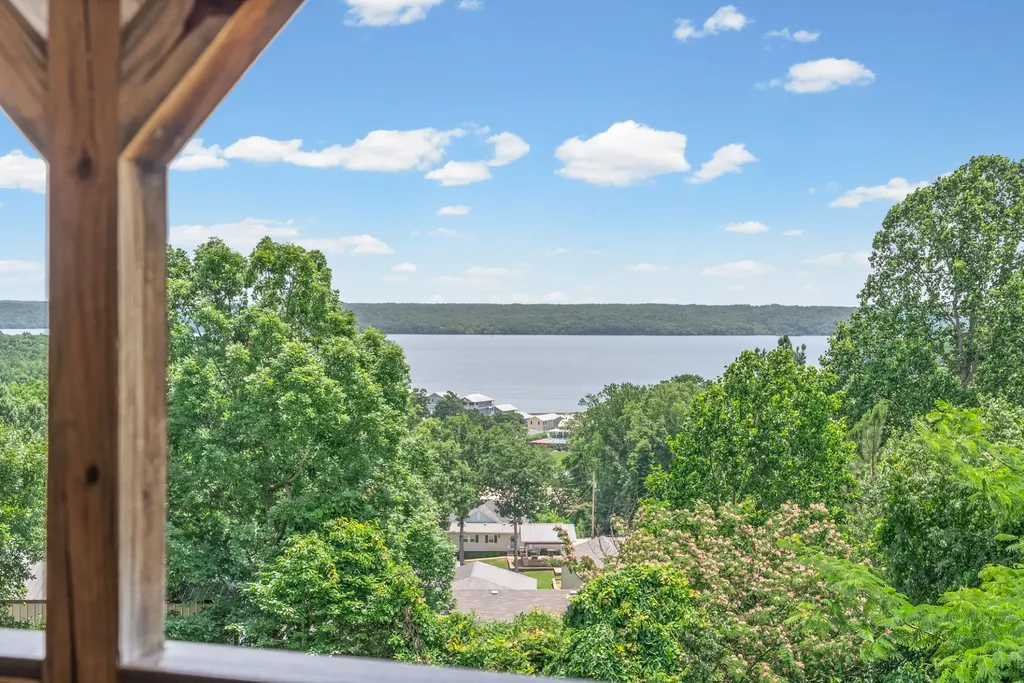 1060 Cypress Road Buchanan TN 38222