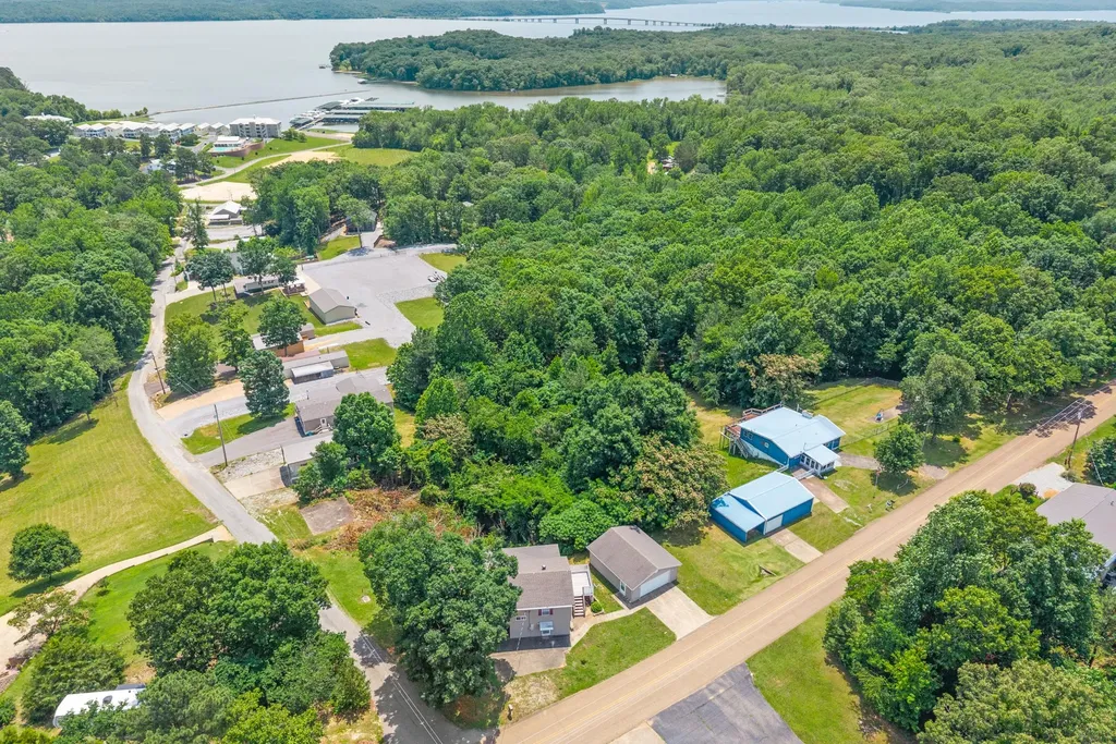1060 Cypress Road Buchanan TN 38222