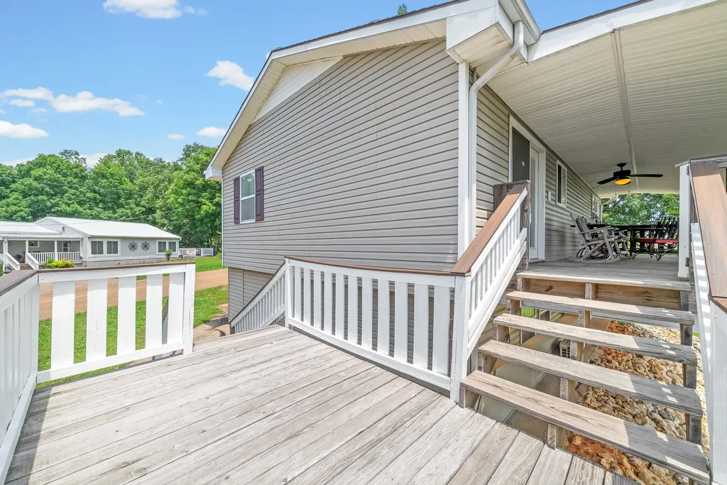1060 Cypress Road Buchanan TN 38222