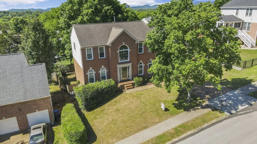 1301 Buckingham Circle Franklin TN 37064
