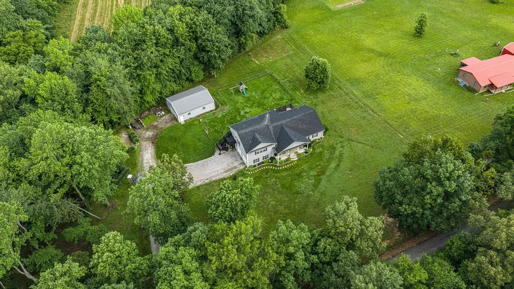 365 Harris Road Belton KY 42324