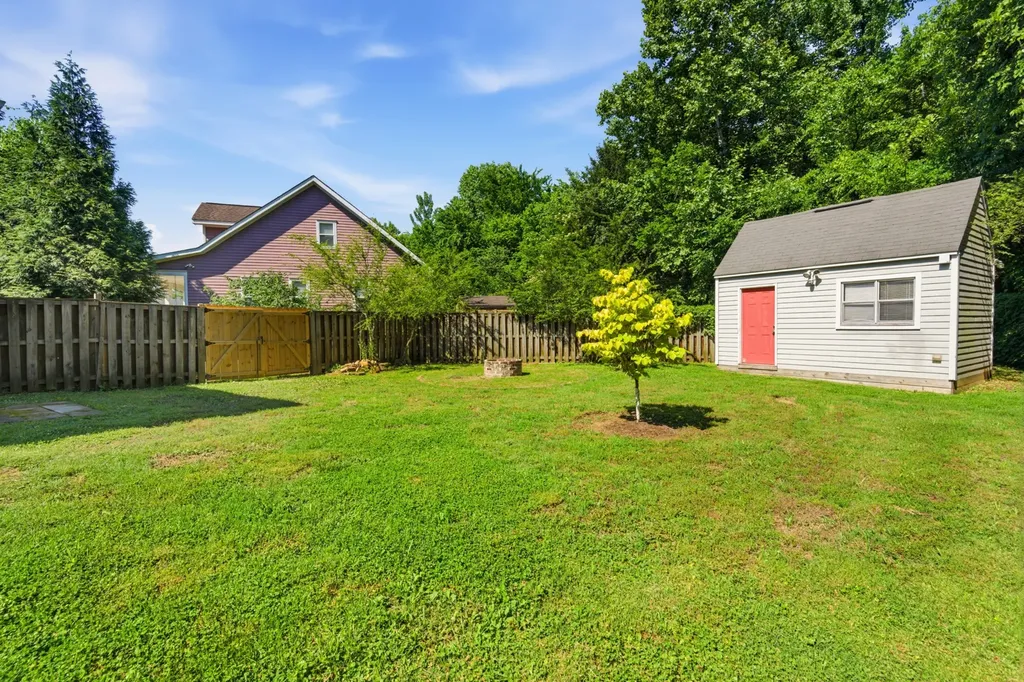 866 Beth Drive Nashville TN 37206