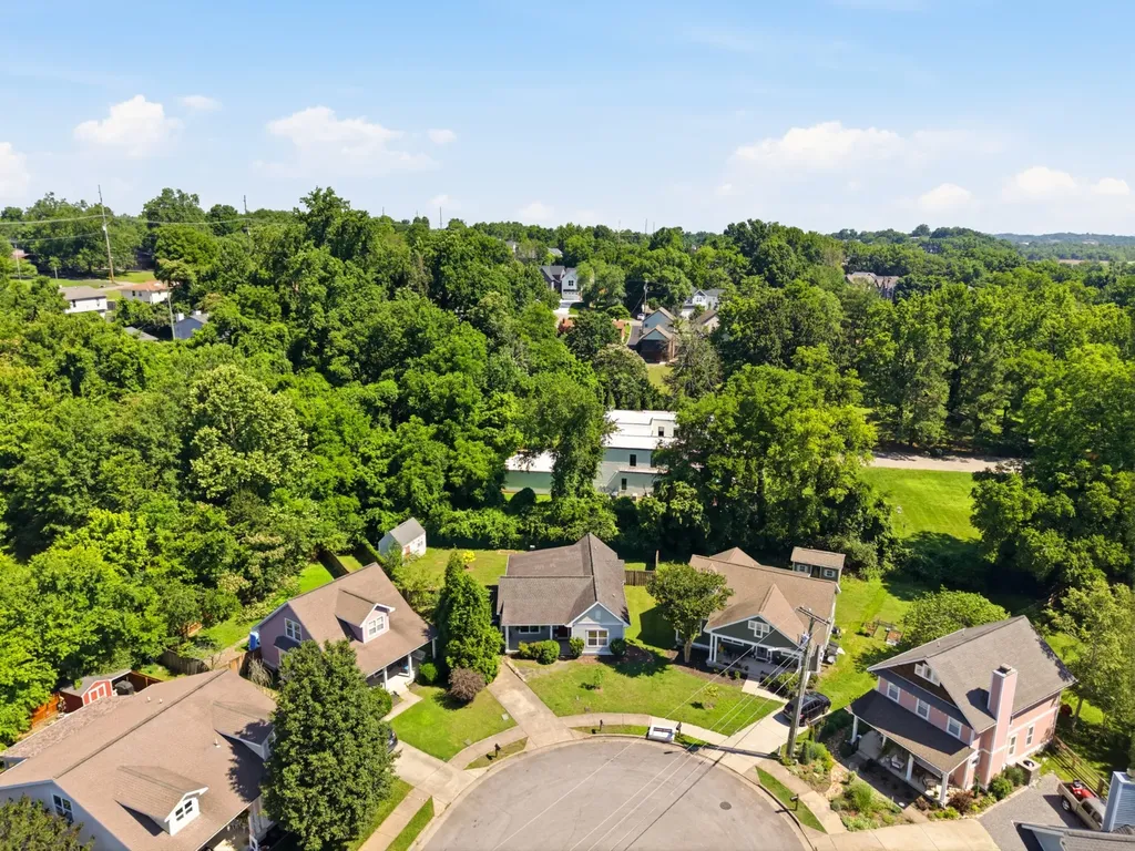 866 Beth Drive Nashville TN 37206