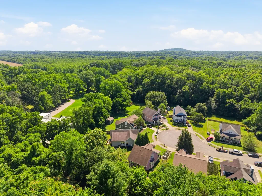 866 Beth Drive Nashville TN 37206