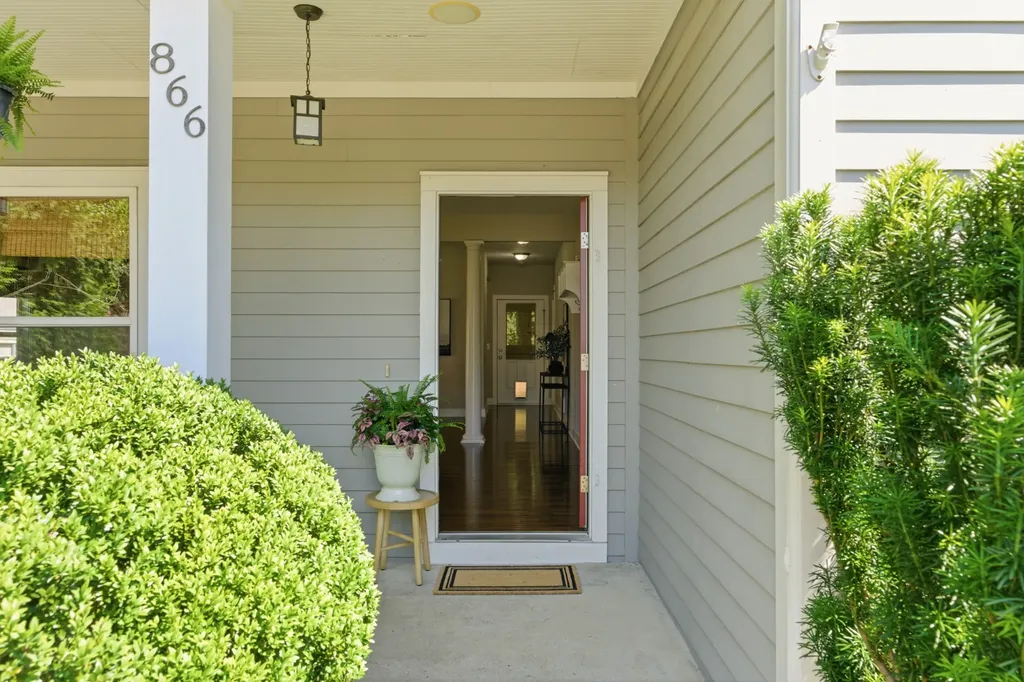 866 Beth Drive Nashville TN 37206