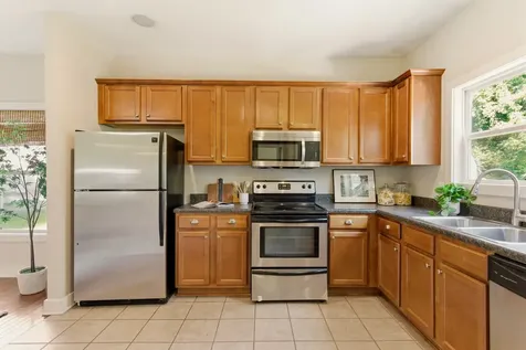 866 Beth Drive Nashville TN 37206