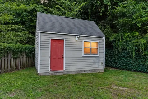 866 Beth Drive Nashville TN 37206