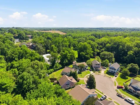 866 Beth Drive Nashville TN 37206