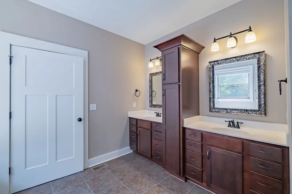 1022 Alameda Drive Portland TN 37148