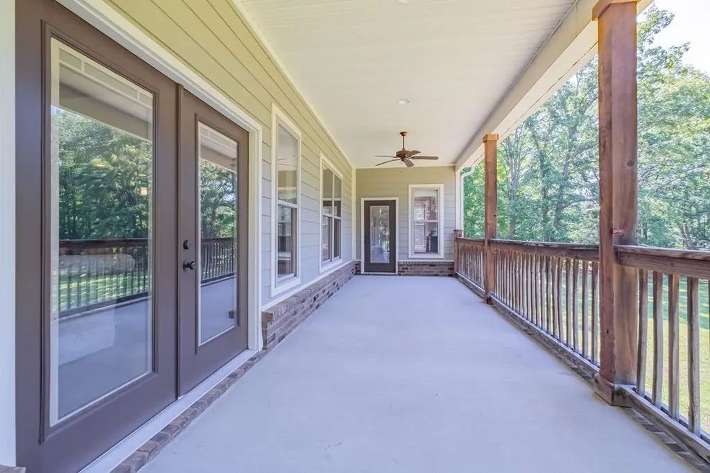 1022 Alameda Drive Portland TN 37148