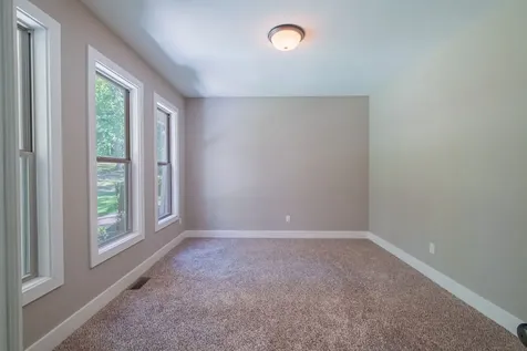 1022 Alameda Drive Portland TN 37148