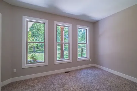1022 Alameda Drive Portland TN 37148