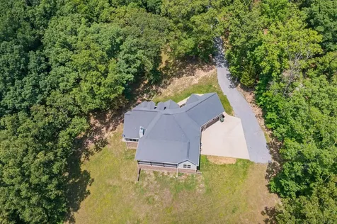 1022 Alameda Drive Portland TN 37148