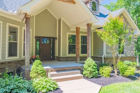 1022 Alameda Drive Portland TN 37148