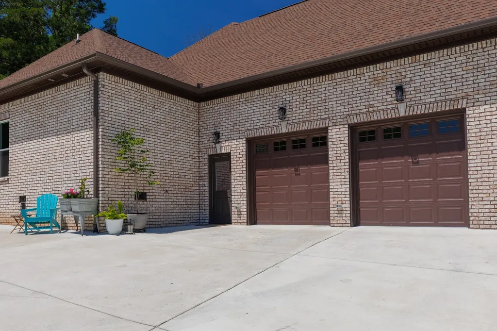 2022 Southport Road Culleoka TN 38451