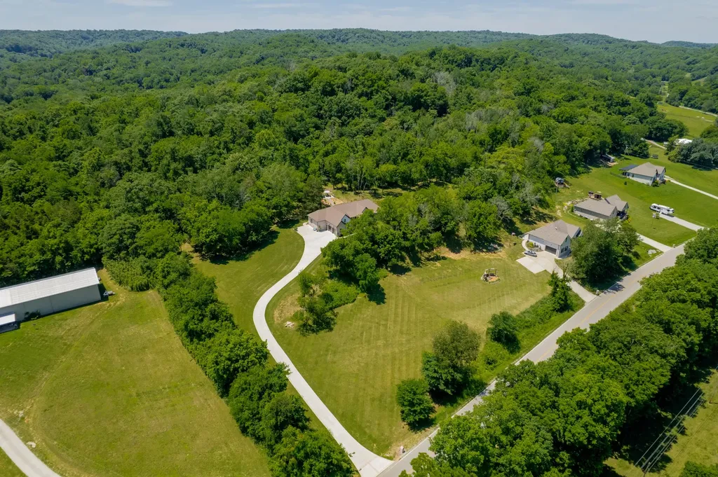 2022 Southport Road Culleoka TN 38451