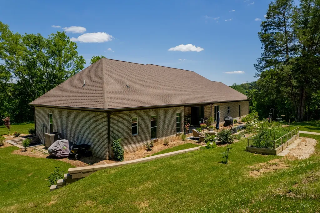 2022 Southport Road Culleoka TN 38451