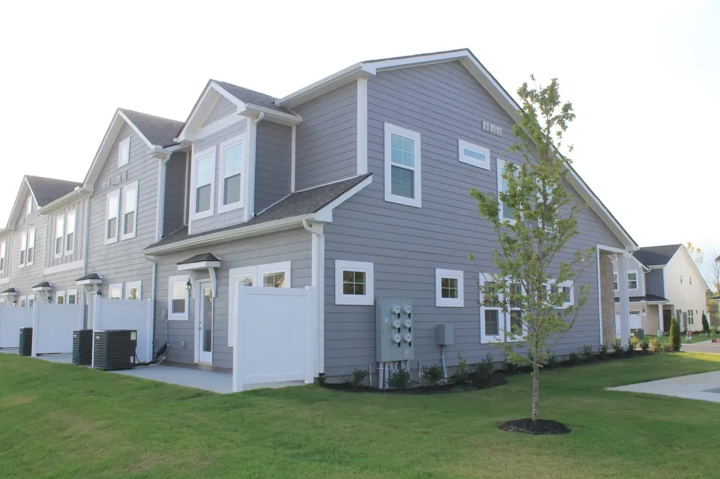 5711 Cloverwood Drive Rockvale TN 37153