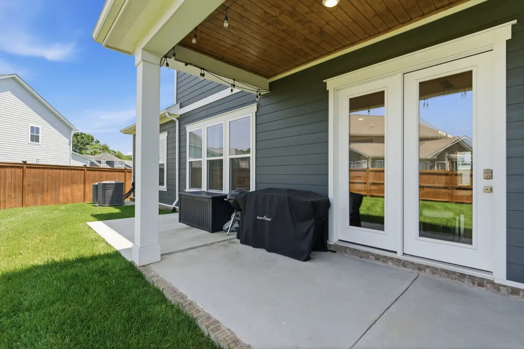 2009 Ellsworth Lane Arrington TN 37014
