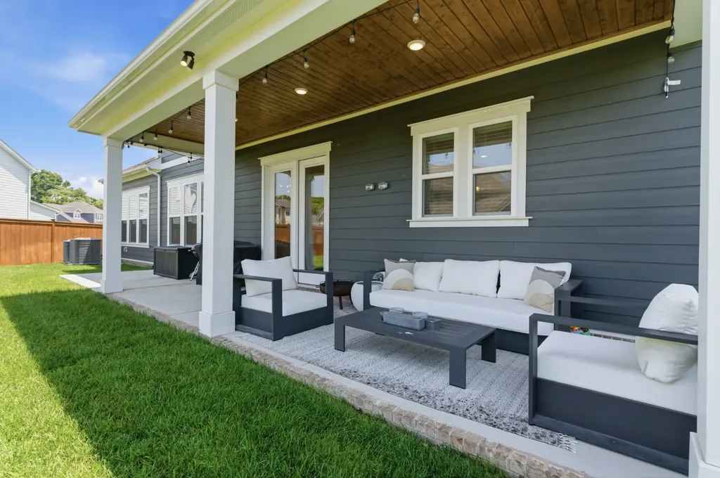 2009 Ellsworth Lane Arrington TN 37014