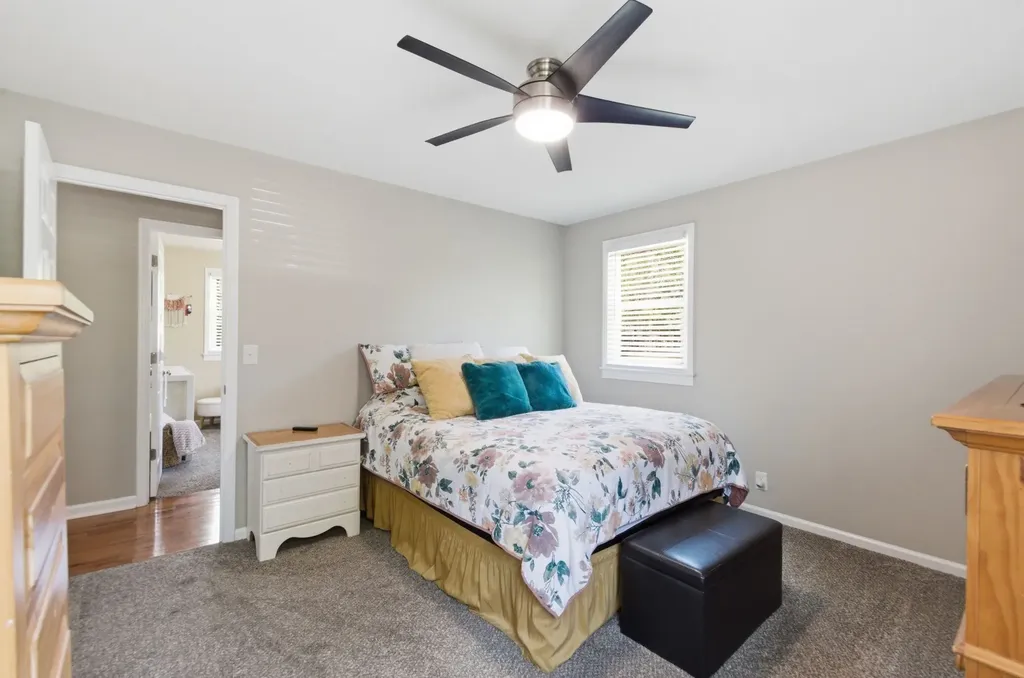 307 S Hummingbird Lane Dickson TN 37055