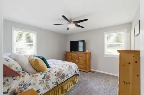 307 S Hummingbird Lane Dickson TN 37055