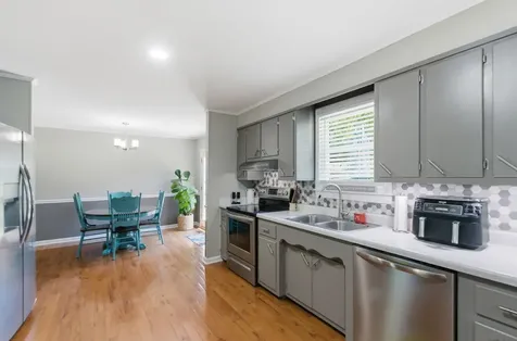 307 S Hummingbird Lane Dickson TN 37055