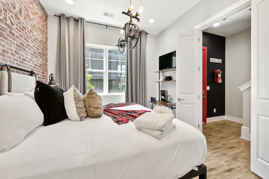 1407 Napoleon Street Nashville TN 37207