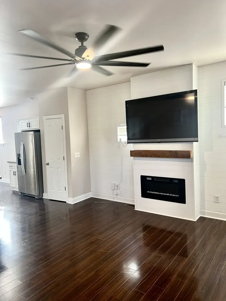 928 33rd Ave, N Nashville TN 37209