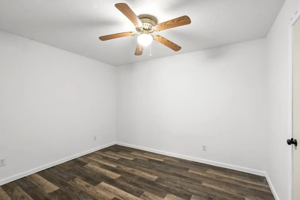 1110 King Road Centerville TN 37033