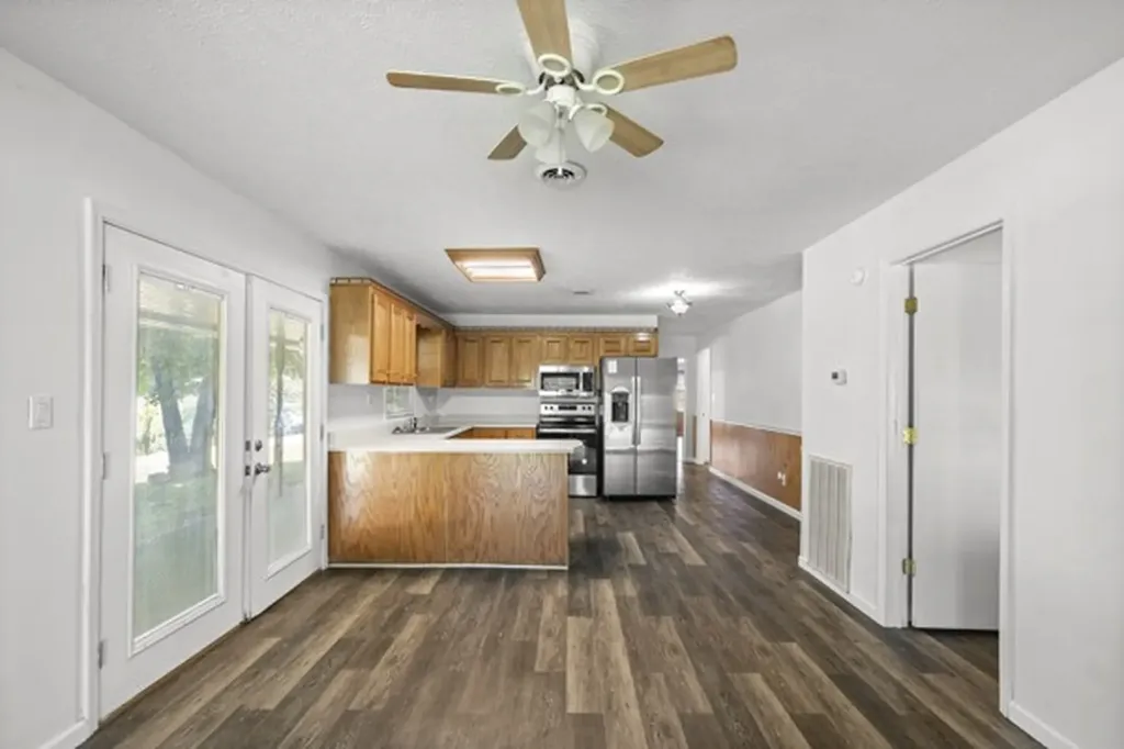 1110 King Road Centerville TN 37033