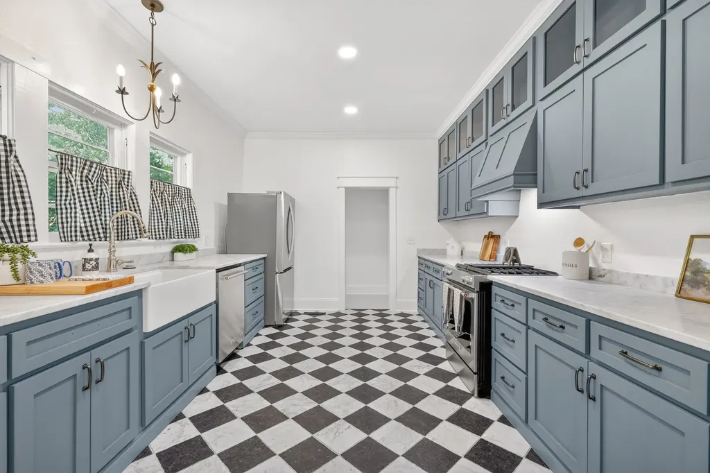 1455 Mapleash Avenue Columbia TN 38401