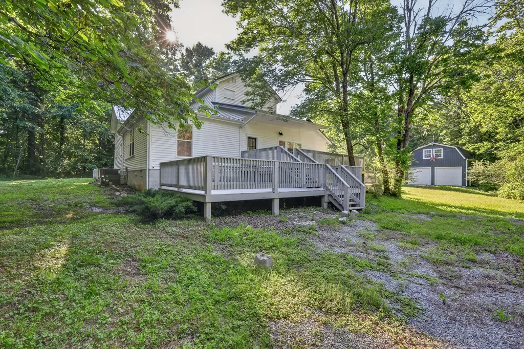1455 Mapleash Avenue Columbia TN 38401