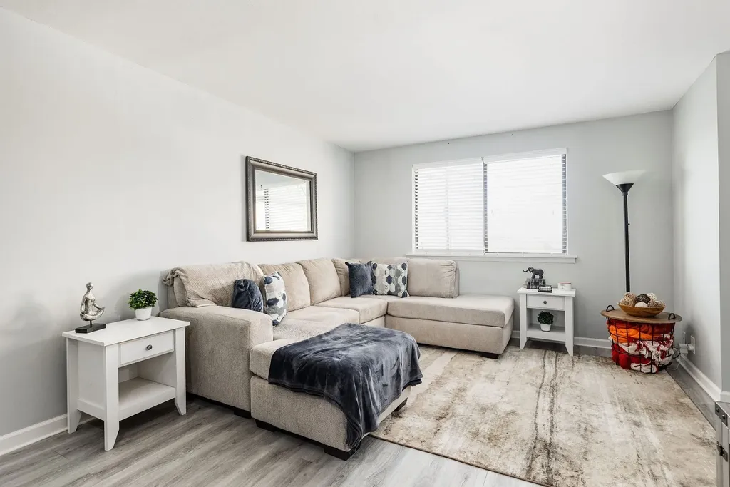 6680 Charlotte Pike Nashville TN 37209
