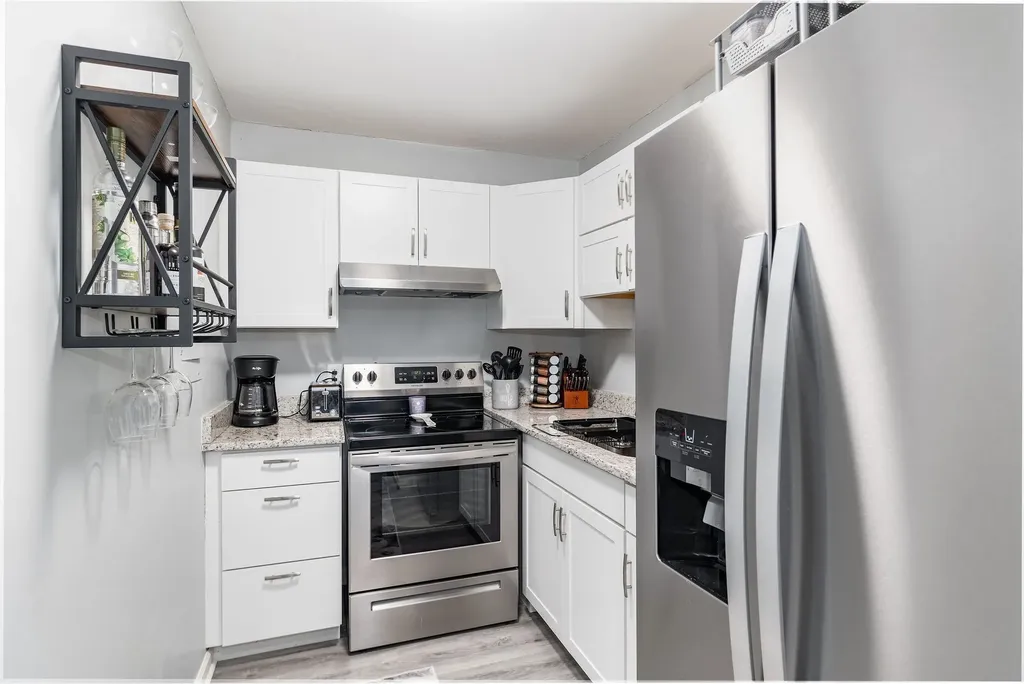 6680 Charlotte Pike Nashville TN 37209