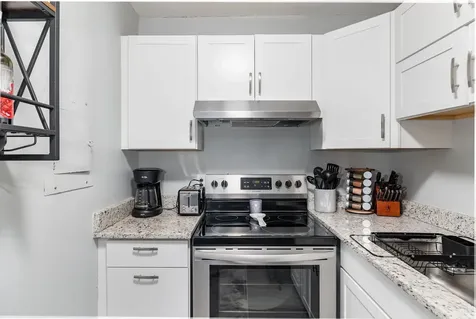 6680 Charlotte Pike Nashville TN 37209