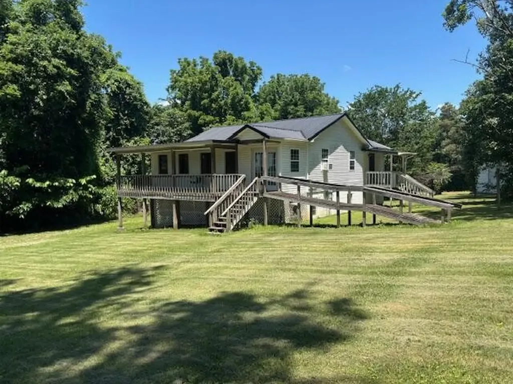194 Patton Road Pikeville TN 37367