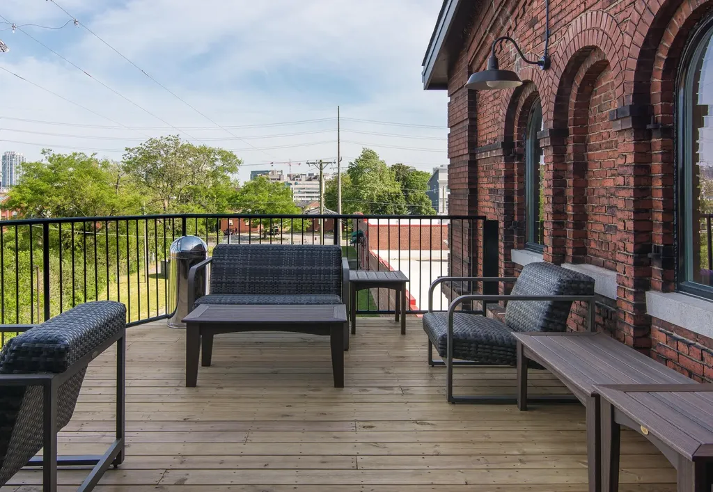 610 21st Ave, N Nashville TN 37203