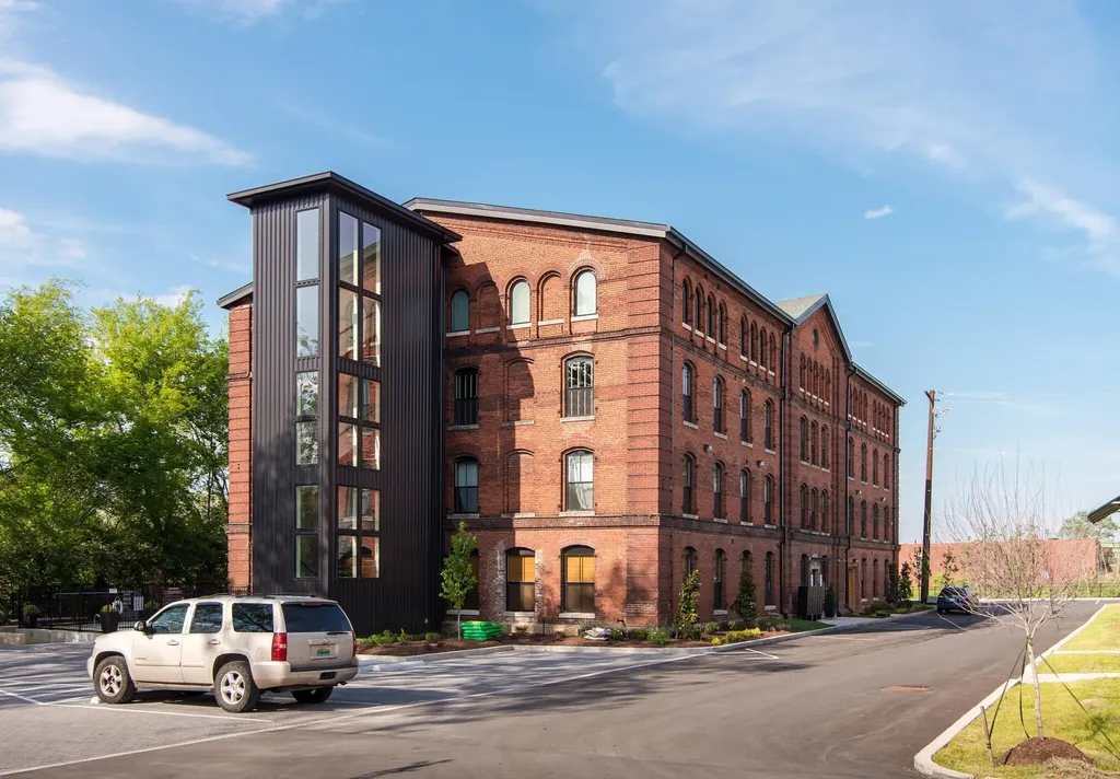 610 21st Ave, N Nashville TN 37203